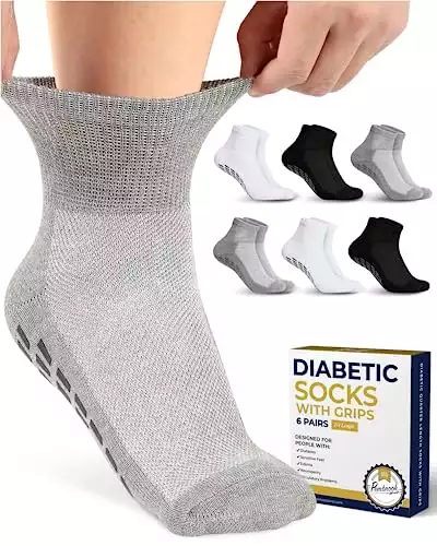 Diabetic Ankle Socks for Men & Women with Grips